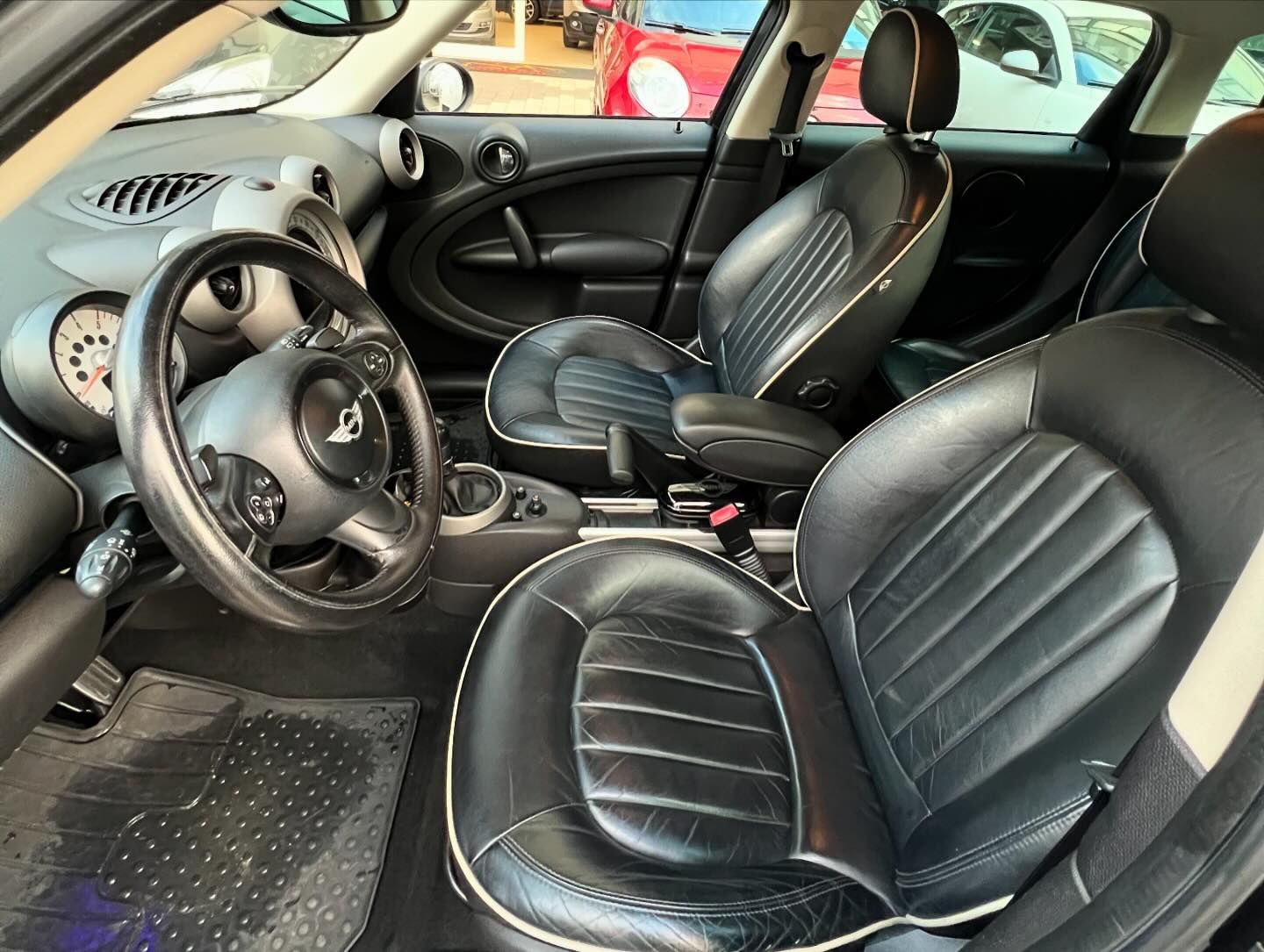 
								MINI COOPER SD COUNTRYMAN 2.0 143CV ALL4 ANNO 2012 completo									