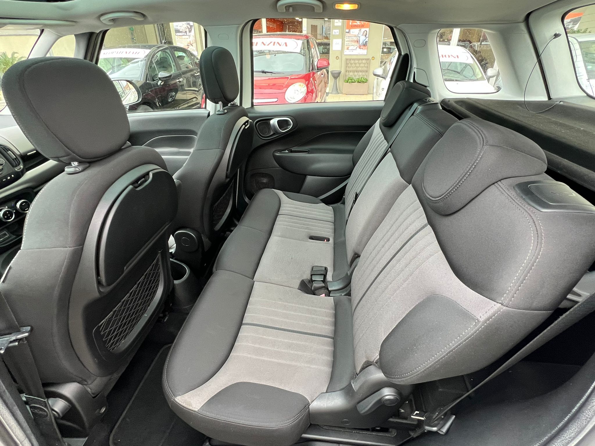 
								FIAT 500L TWINAIR TURBO NATURAL POWER LOUNGE ANNO 2015 completo									
