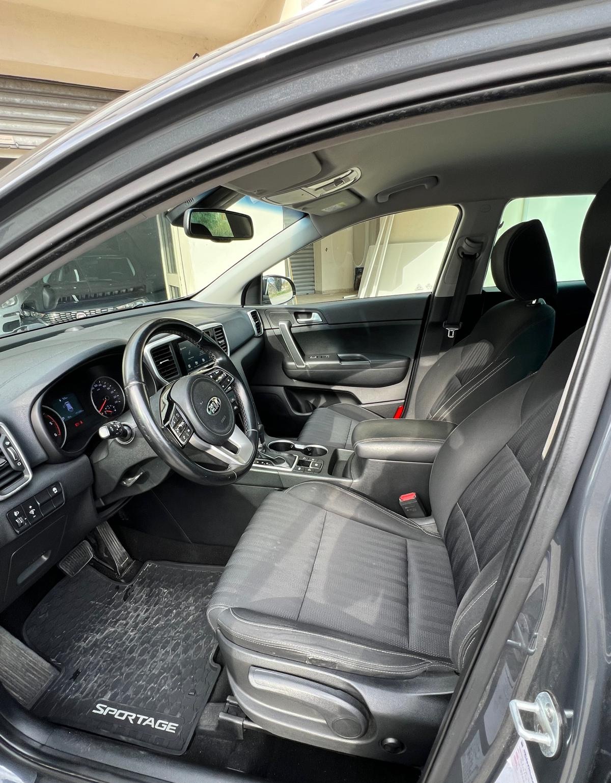 
								Kia Sportage 1.6 CRDI 136cv DTC7 2WD GT Line ANNO 2019 Sede: Rende completo									