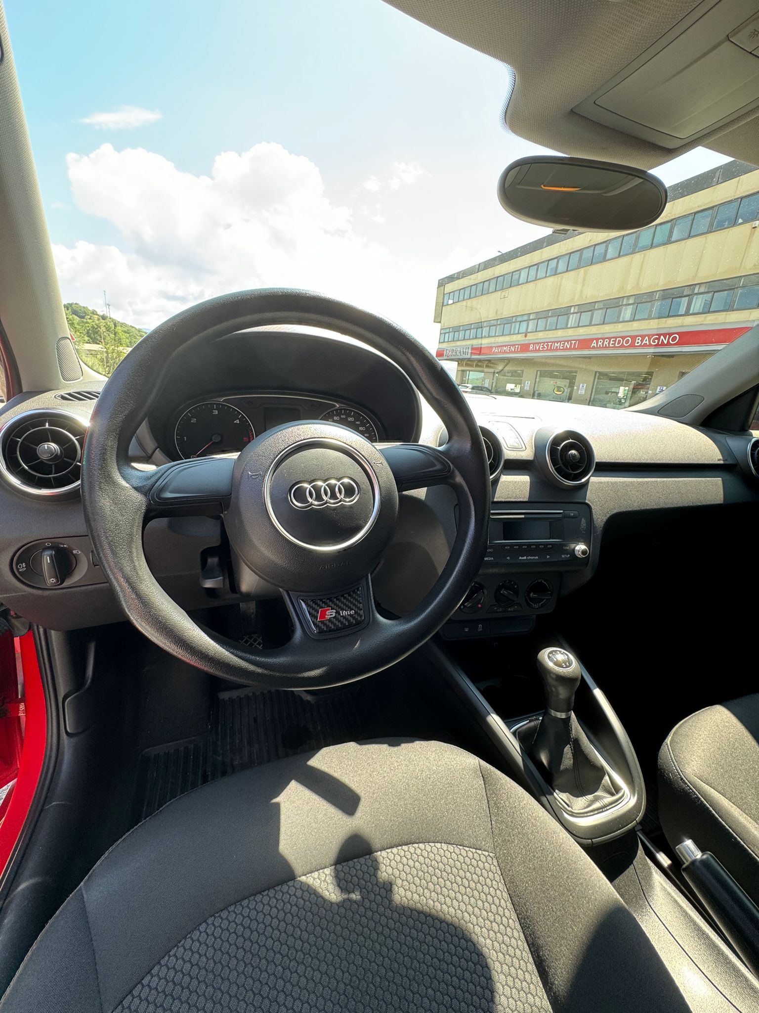 
								AUDI A1 1.6 TDI 116CV ANNO 2018 completo									