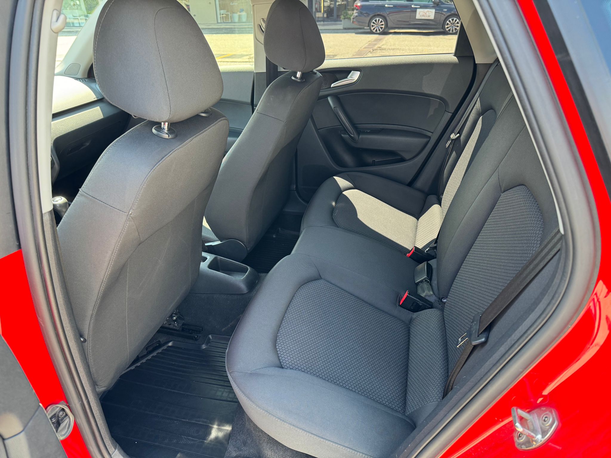 
								AUDI A1 1.6 TDI 116CV ANNO 2018 completo									