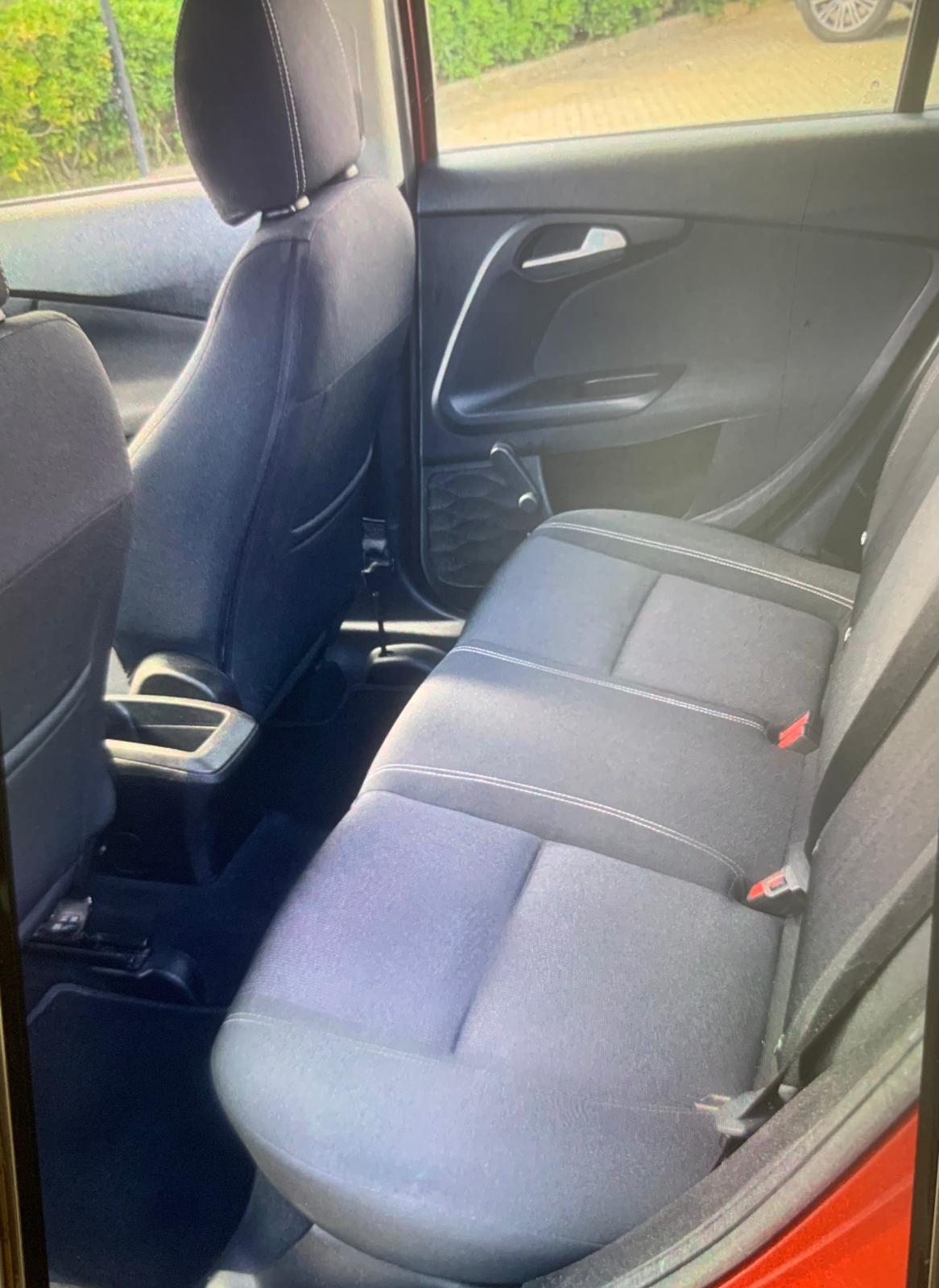 
								FIAT TIPO 1.6 MJT 120CV SeS 5 PORTE EASY ANNO 2018 completo									