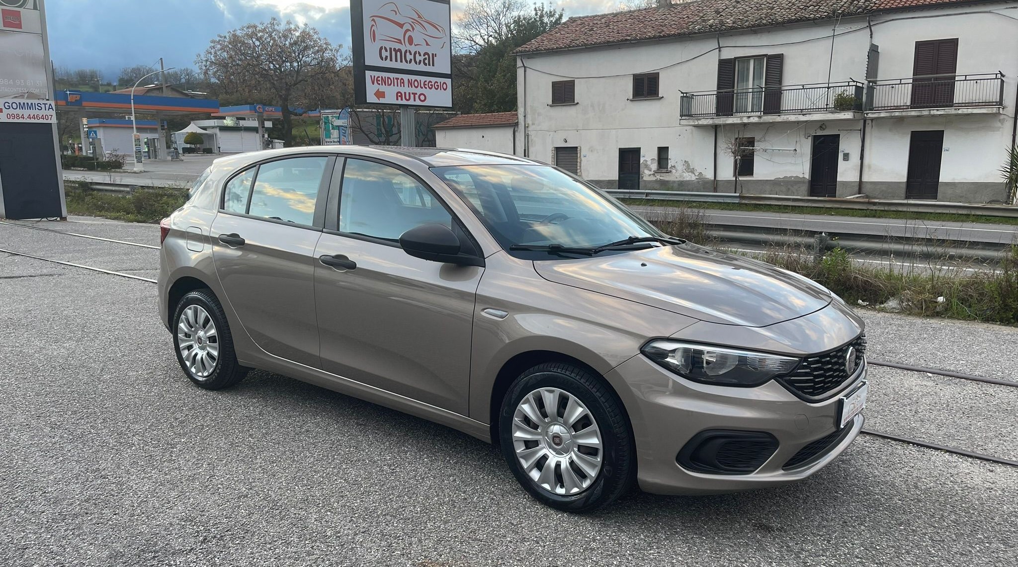 
								FIAT TIPO 1.3 MJT 95CV SeS 5P BUSINESS ANNO 2018 completo									
