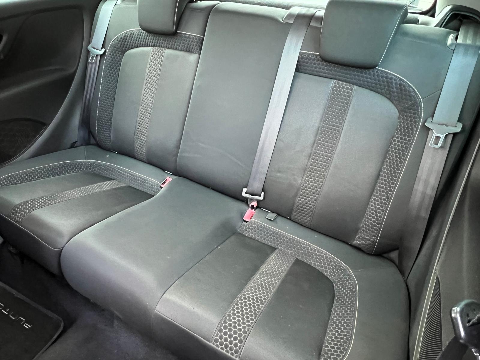 
								FIAT PUNTO EVO 1.6 MJT 120CV DPF 3P SPORT ANNO 2010 completo									