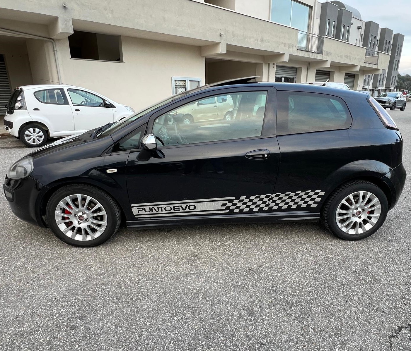 
								FIAT PUNTO EVO 1.6 MJT 120CV DPF 3P SPORT ANNO 2010 completo									