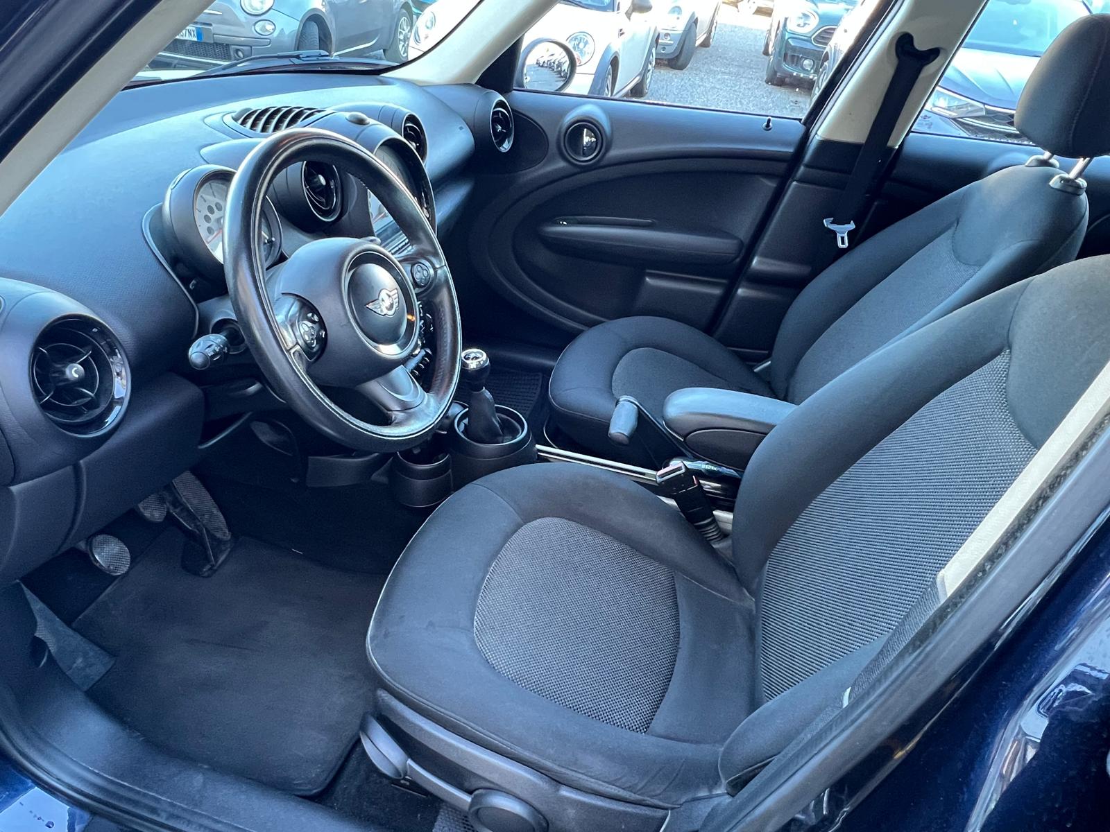 
								MINI COOPER COUNTRYMAN 1.6 D 111CV R60 ANNO 2013 completo									