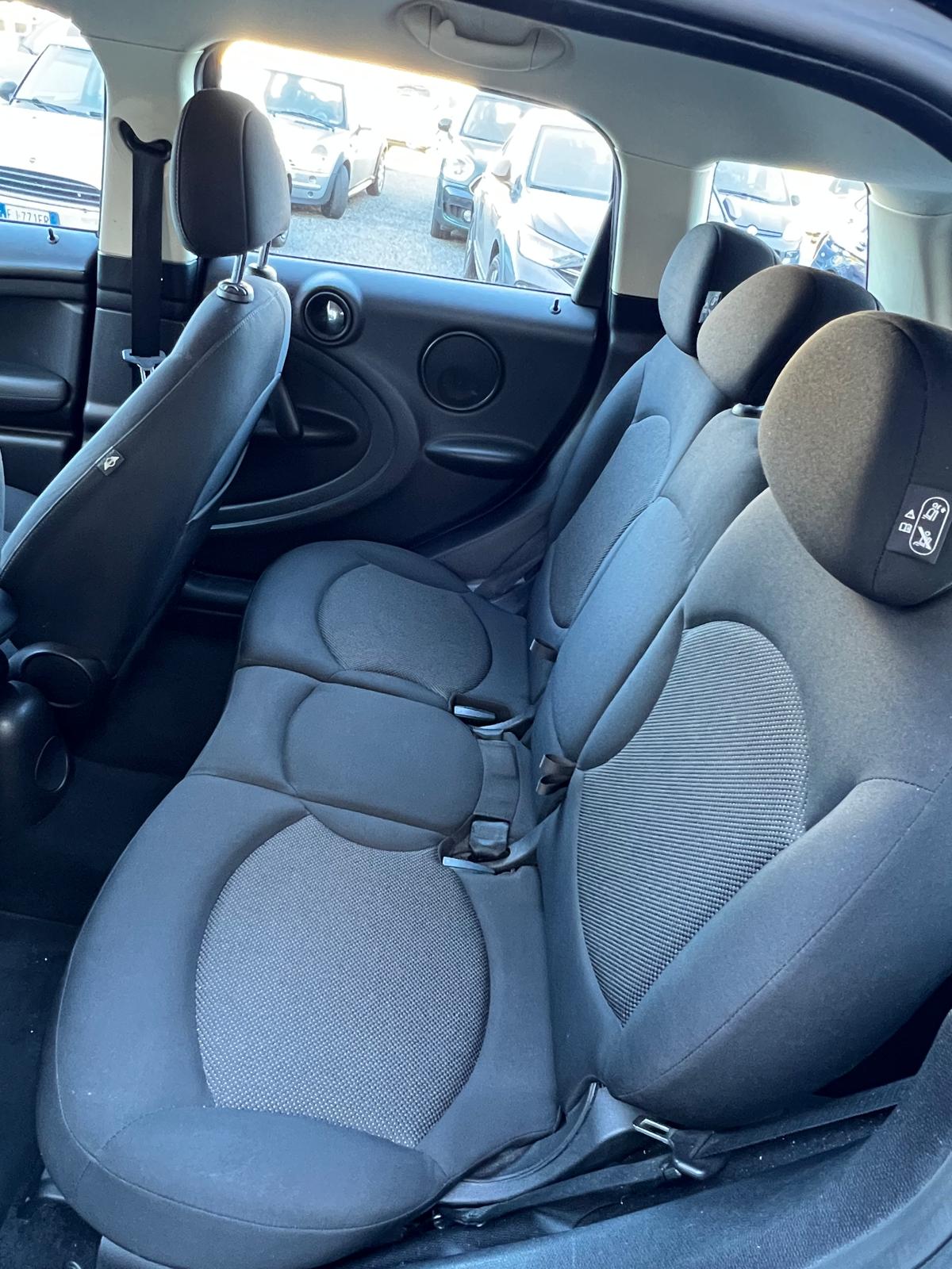 
								MINI COOPER COUNTRYMAN 1.6 D 111CV R60 ANNO 2013 completo									