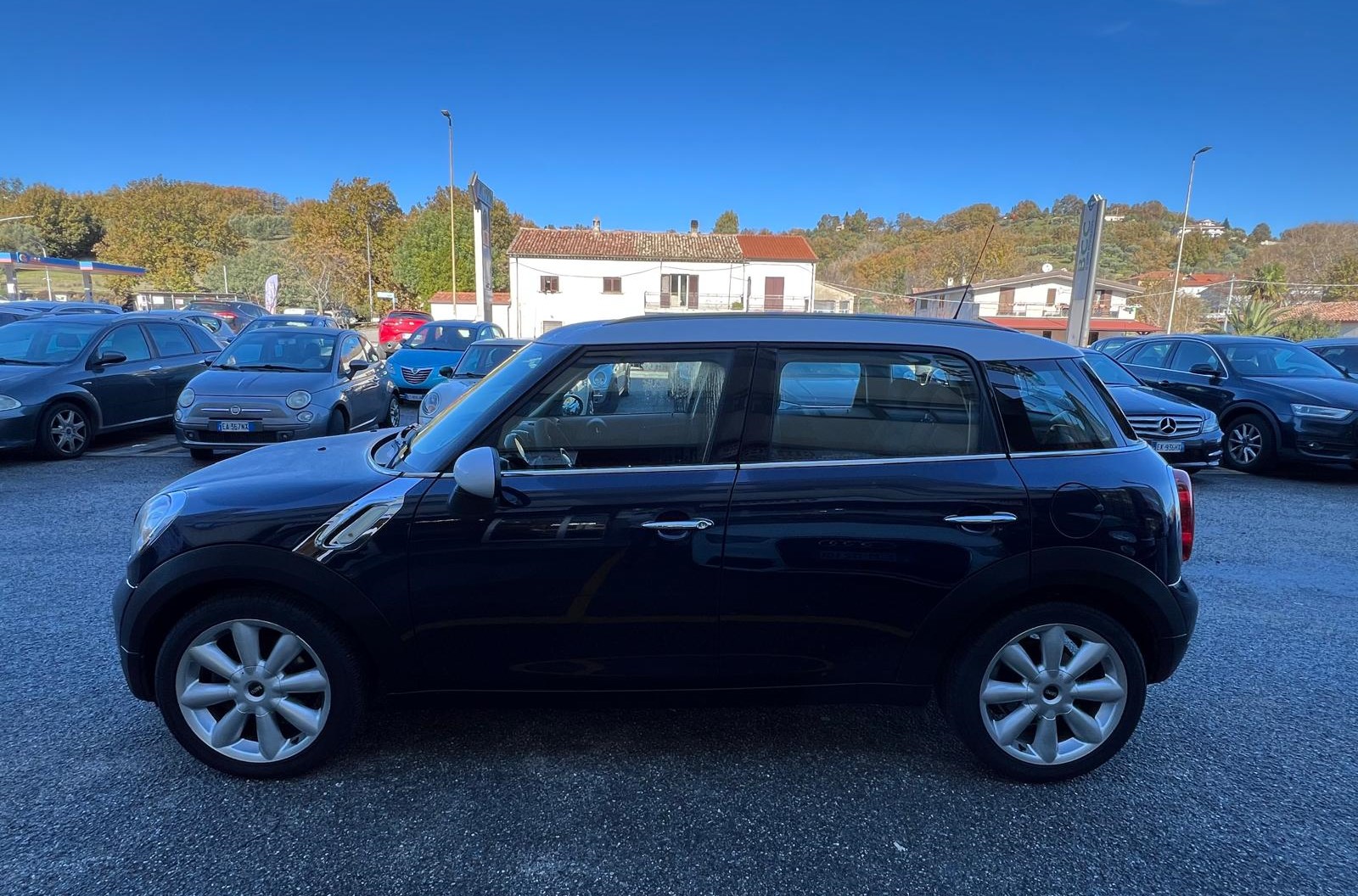 
								MINI COOPER COUNTRYMAN 1.6 D 111CV R60 ANNO 2013 completo									