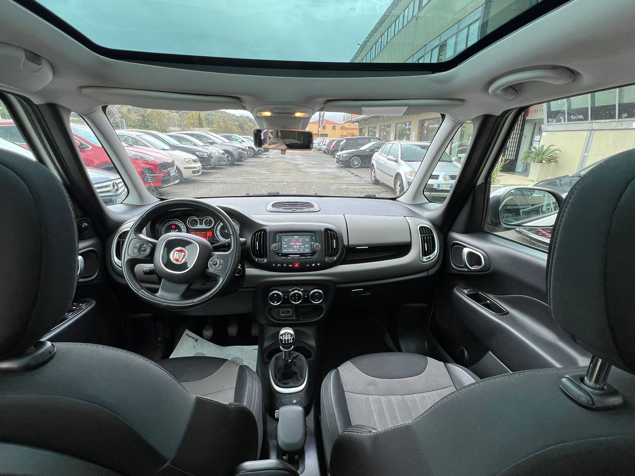 
								FIAT 500L TWINAIR TURBO NATURAL POWER LOUNGE ANNO 2015 completo									