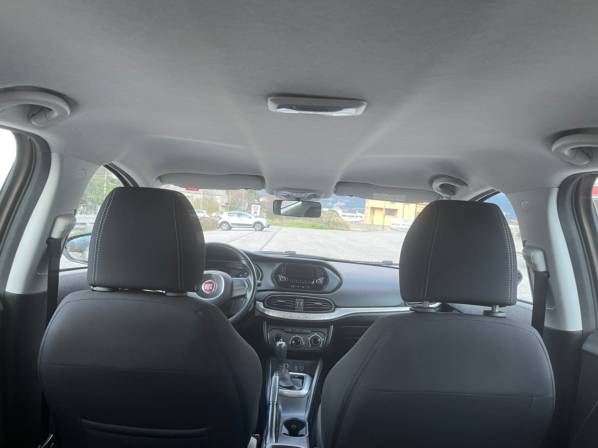
								FIAT TIPO 1.3 MJT 95CV SeS 5P BUSINESS ANNO 2018 completo									