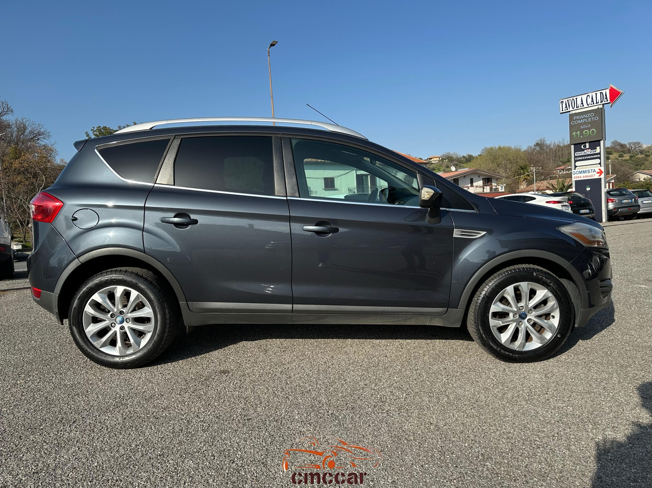 
								FORD KUGA 2.0 TDCI 136CV 2WD TITANIUM DPF completo									
