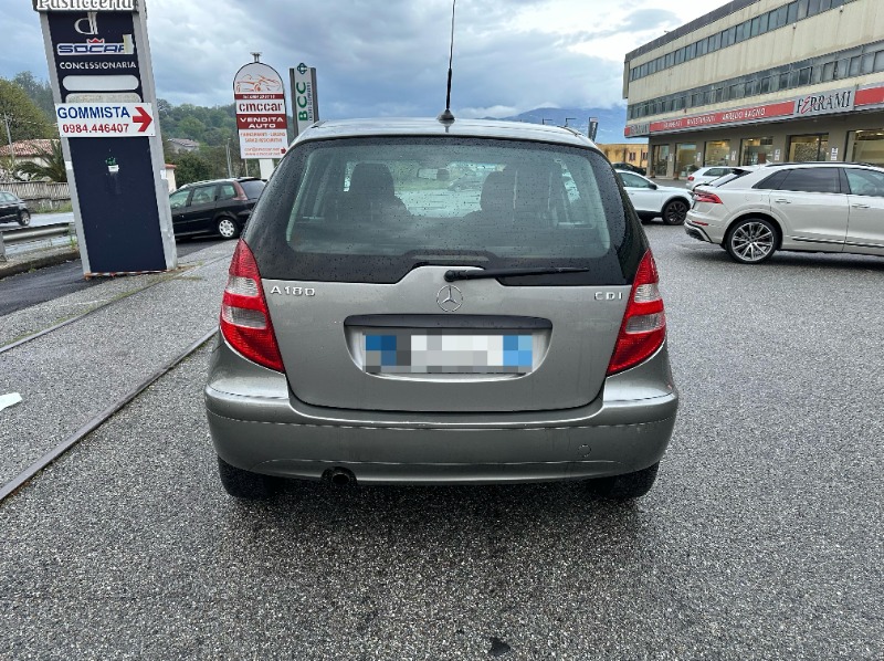 
								MERCEDES CLASSE A 180 CDI 110CV AVANGARDE EDITION 10 completo									