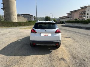 Peugeot 2008 SERIE BLUEHDI