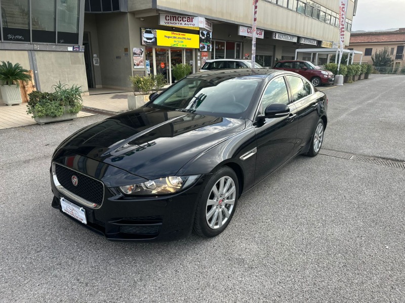 
								JAGUAR XE 2.0 D TURBO 180CV completo									