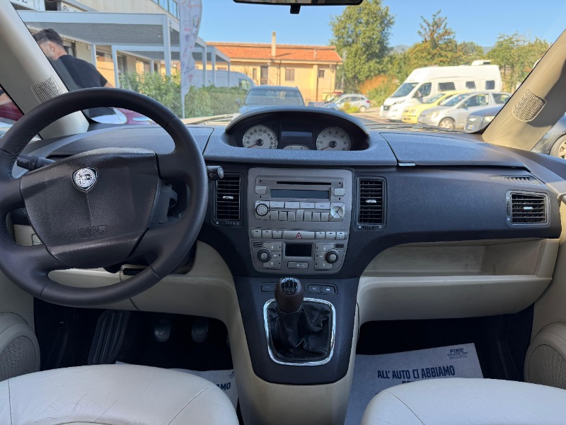 
								LANCIA MUSA completo									