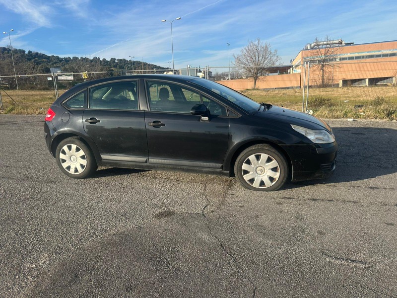 
								CITROEN C4 1.6 HDI completo									