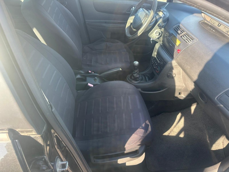 
								CITROEN C4 1.6 HDI completo									