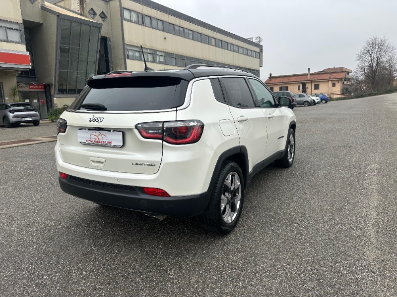 
								Jeep Compass anno 2018 completo									