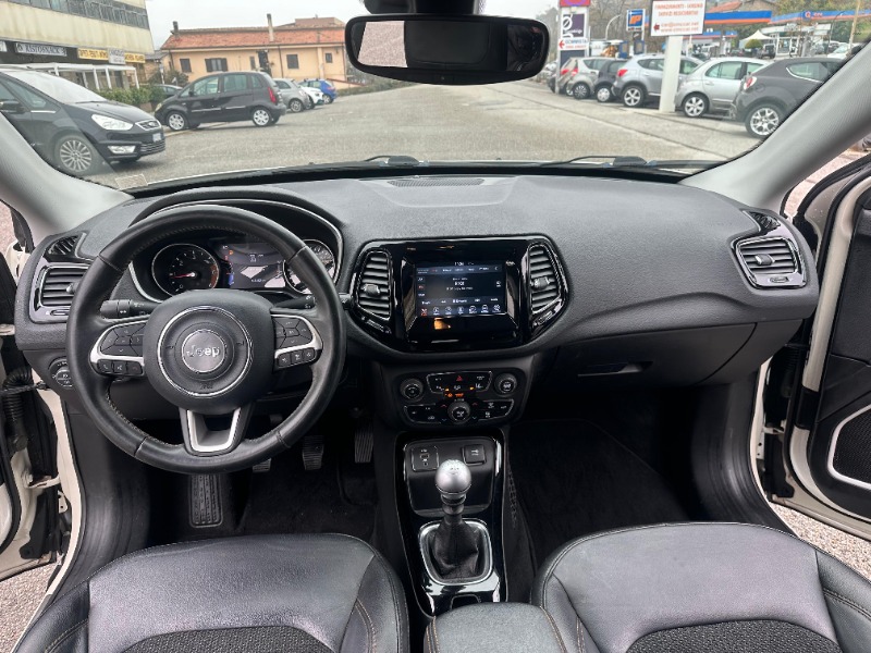 
								Jeep Compass anno 2018 completo									