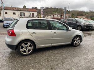 Volkswagen Golf V 2.0 TDI Sportline