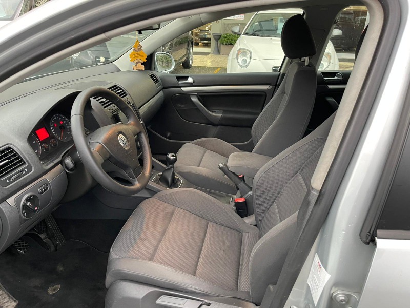 
								Volkswagen Golf V 2.0 TDI Sportline completo									