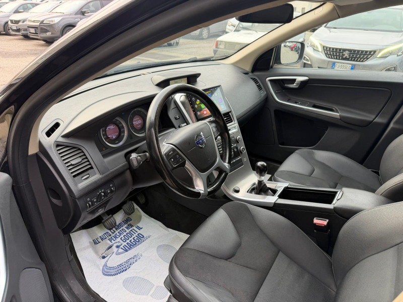 
								VOLVO XC60 D5 AWD SUMMUM completo									