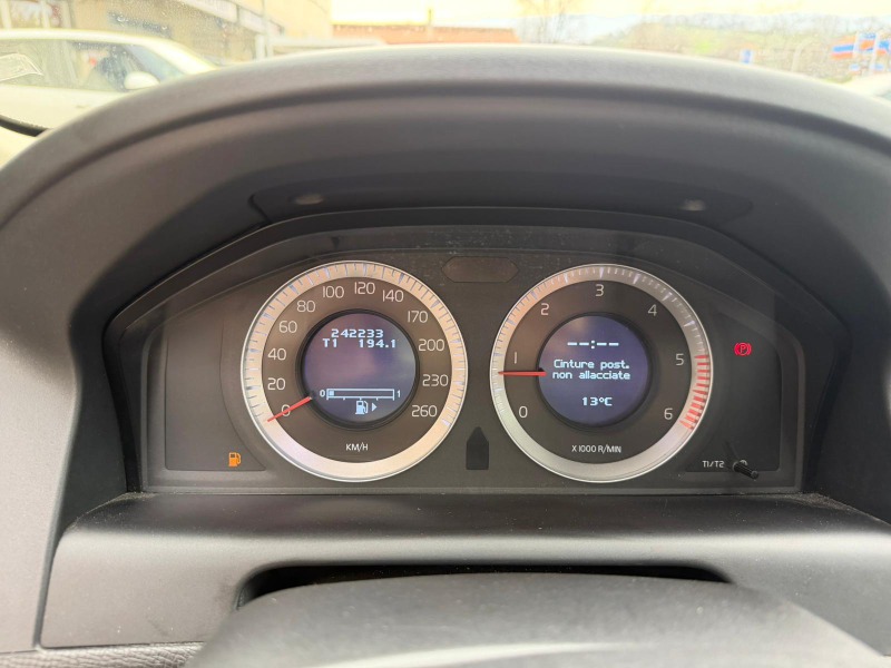 
								VOLVO XC60 D5 AWD SUMMUM completo									