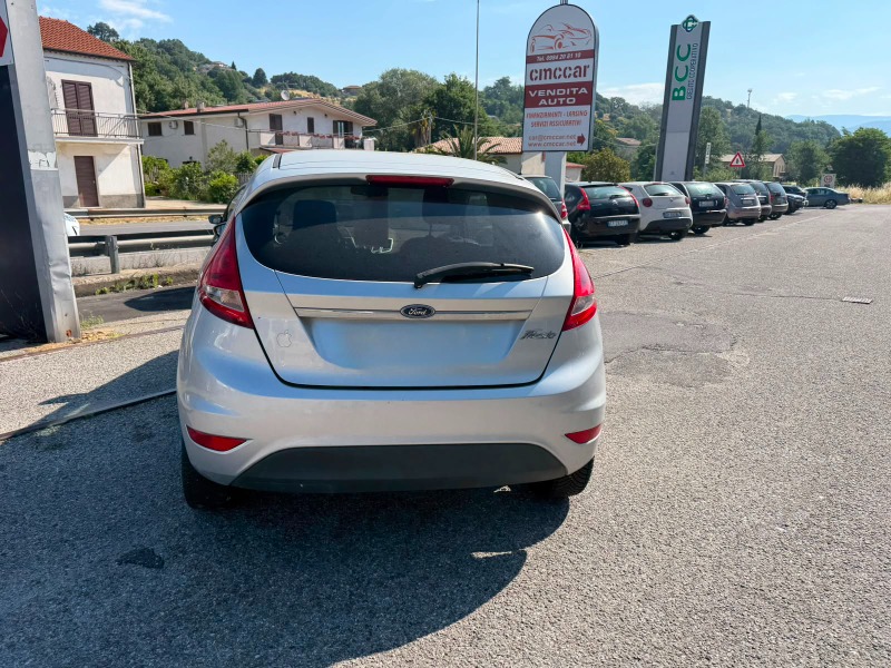 
								Ford Fiesta 1.4 Titanium completo									