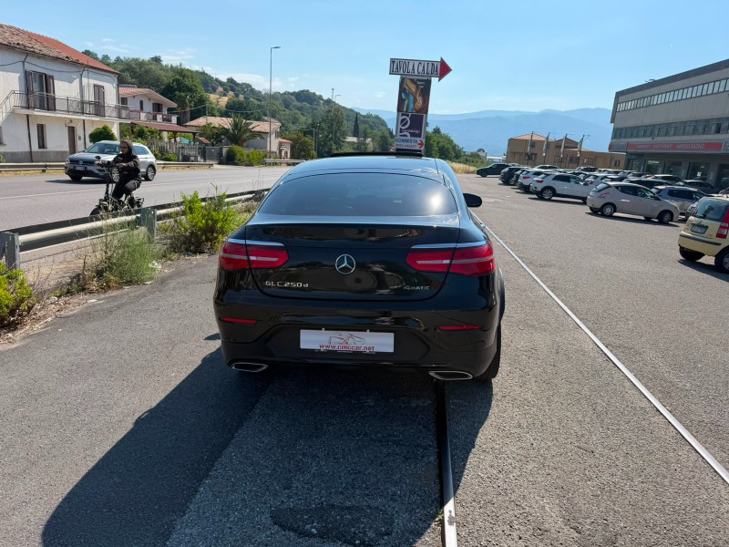
								MERCEDES GLC 250D 4MATIC COUPE’ EXCLUSIVE completo									
