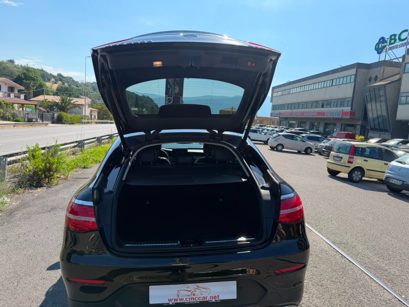 
								MERCEDES GLC 250D 4MATIC COUPE’ EXCLUSIVE completo									