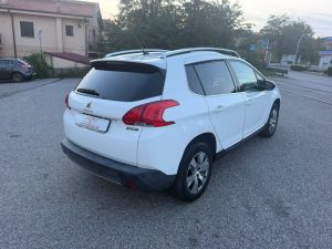 Peugeot 2008 1.2 VTi Allure
