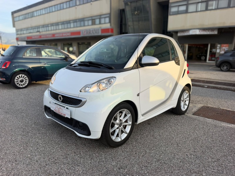 
								SMART FORTWO 0.8 2A SERIE completo									