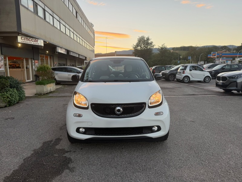 
								SMART FORFOUR 1.0 BENZINA completo									