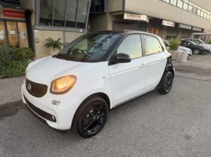SMART FORFOUR 1.0 BENZINA
